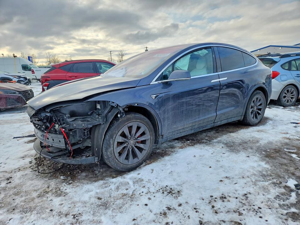 2018 Tesla Model X მანქანა იყიდება აუქციონზე, vin: 5YJXCBE49JF137079, აუქციონის ნომერი: 78232045