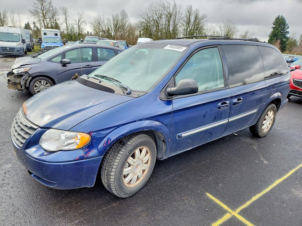 Auction sale of the 2005 Chrysler Town & Country, vin: 2C4GP54L35R380931, lot number: 78432065