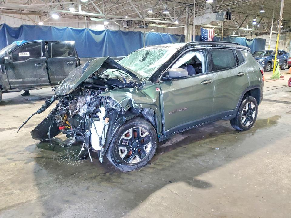 74563765 :رقم المزاد ، 3C4NJDDB2JT207659 vin ، 2018 Jeep Compass مزاد بيع