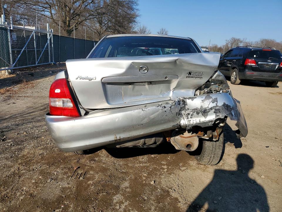 2002 Mazda Protege მანქანა იყიდება აუქციონზე, vin: JM1BJ225X20550299, აუქციონის ნომერი: 78071845