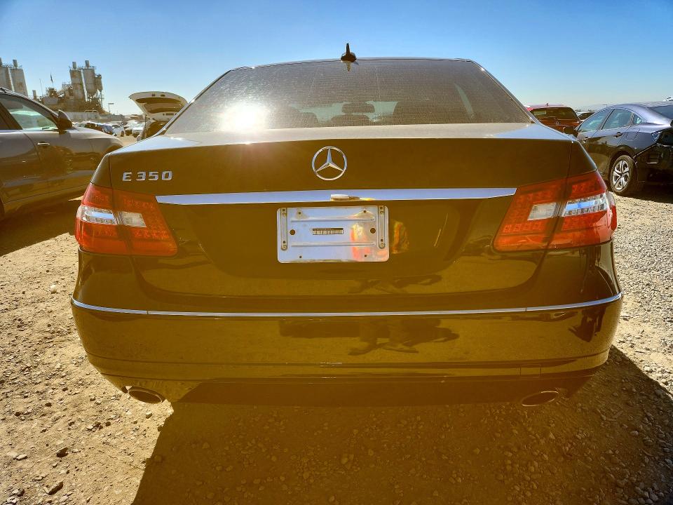 2011 Mercedes-benz E მანქანა იყიდება აუქციონზე, vin: WDDHF5GB7BA297826, აუქციონის ნომერი: 79263355