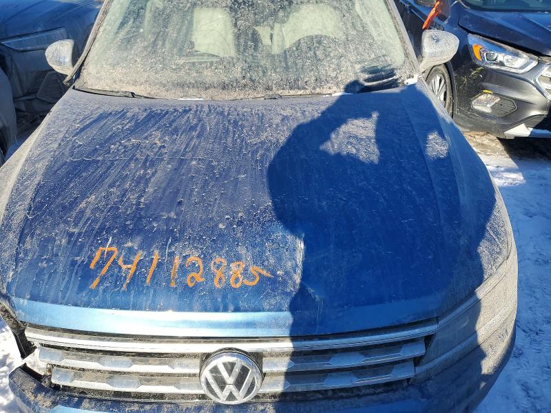 74112885 :رقم المزاد ، 3VV4B7AX7LM095837 vin ، 2020 Volkswagen Tiguan مزاد بيع