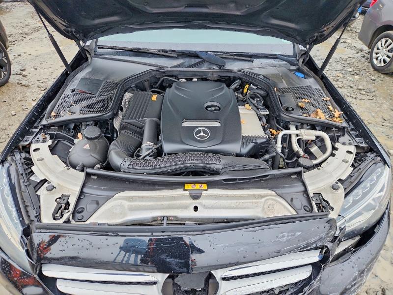 77931975 :رقم المزاد ، 55SWF4KB0HU212519 vin ، 2017 Mercedes-benz C مزاد بيع