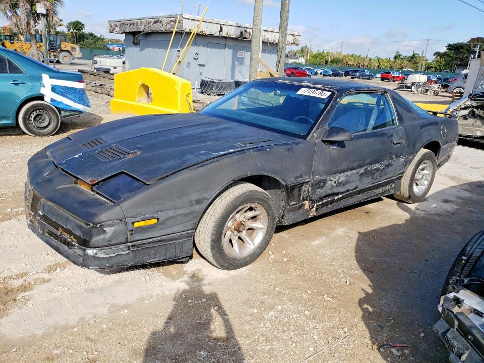 77496795 :رقم المزاد ، 1G2FW87H8FL651696 vin ، 1985 Pontiac Firebird T مزاد بيع