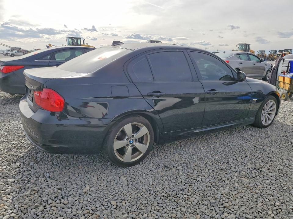 2011 Bmw 328 მანქანა იყიდება აუქციონზე, vin: WBAPK7G58BNN86890, აუქციონის ნომერი: 77120995