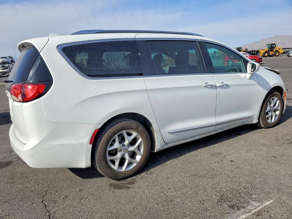 Продажа на аукционе авто 2020 Chrysler Pacifica, vin: 2C4RC1BG3LR115233, номер лота: 76465315