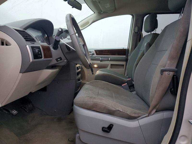77971865 :رقم المزاد ، 2A4RR5D16AR421087 vin ، 2010 Chrysler Town & Country مزاد بيع