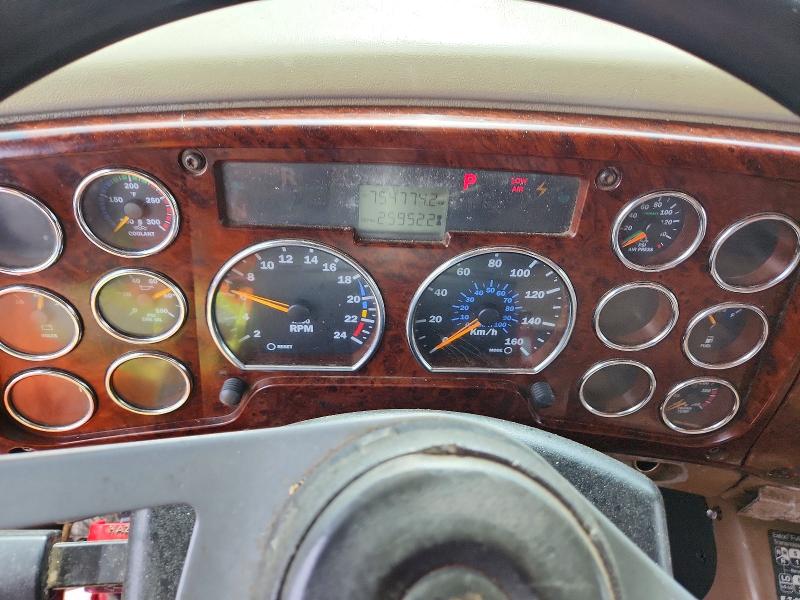 75988935 :رقم المزاد ، 1M2AG11CX3M003222 vin ، 2003 Mack 700 مزاد بيع