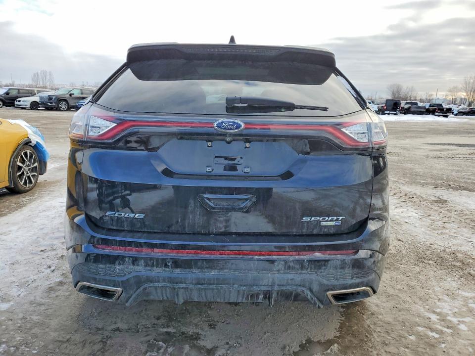 77135895 :رقم المزاد ، 2FMPK4AP8JBC17108 vin ، 2018 Ford Edge مزاد بيع