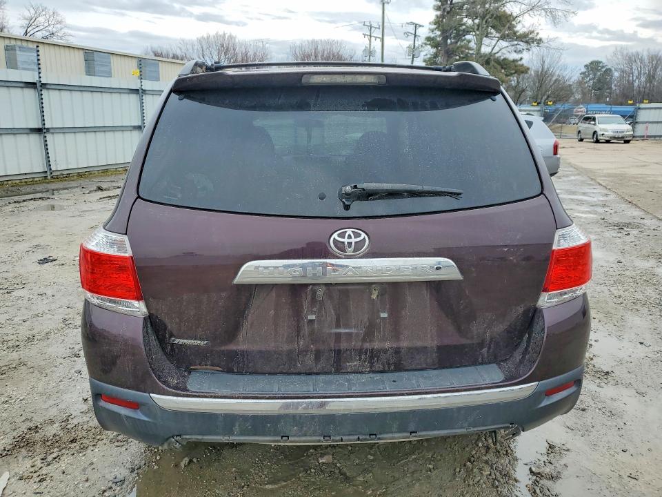 2013 Toyota Highlander მანქანა იყიდება აუქციონზე, vin: 5TDZA3EH8DS036428, აუქციონის ნომერი: 78886575