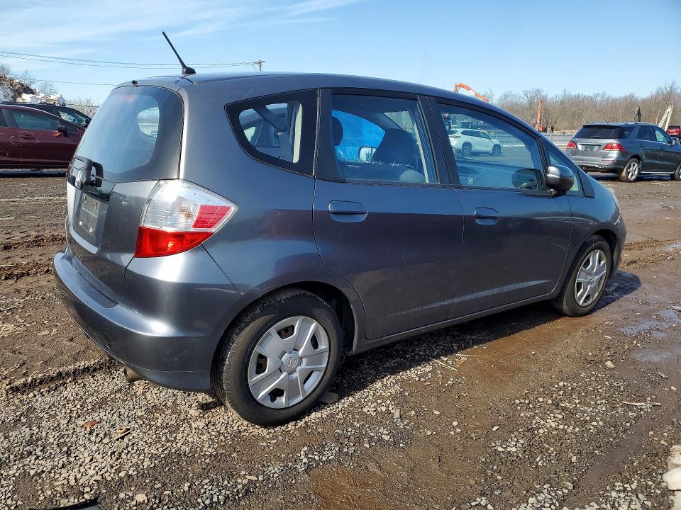 Продаж на аукціоні авто 2013 Honda Fit, vin: JHMGE8H39DC063260, номер лоту: 76992865