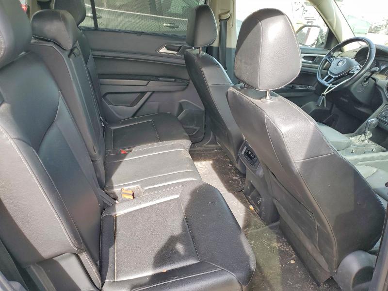 78630195 :رقم المزاد ، 1V2CR2CA0JC563065 vin ، 2018 Volkswagen Atlas مزاد بيع