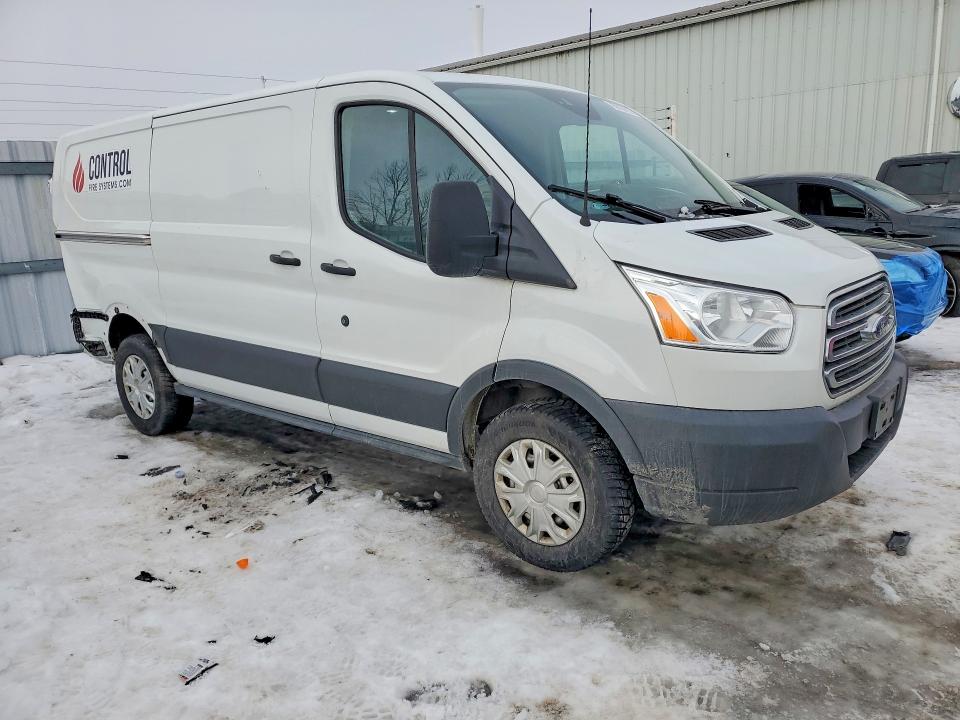 75813115 :رقم المزاد ، 1FTYR1YMXJKB56266 vin ، 2018 Ford Transit مزاد بيع
