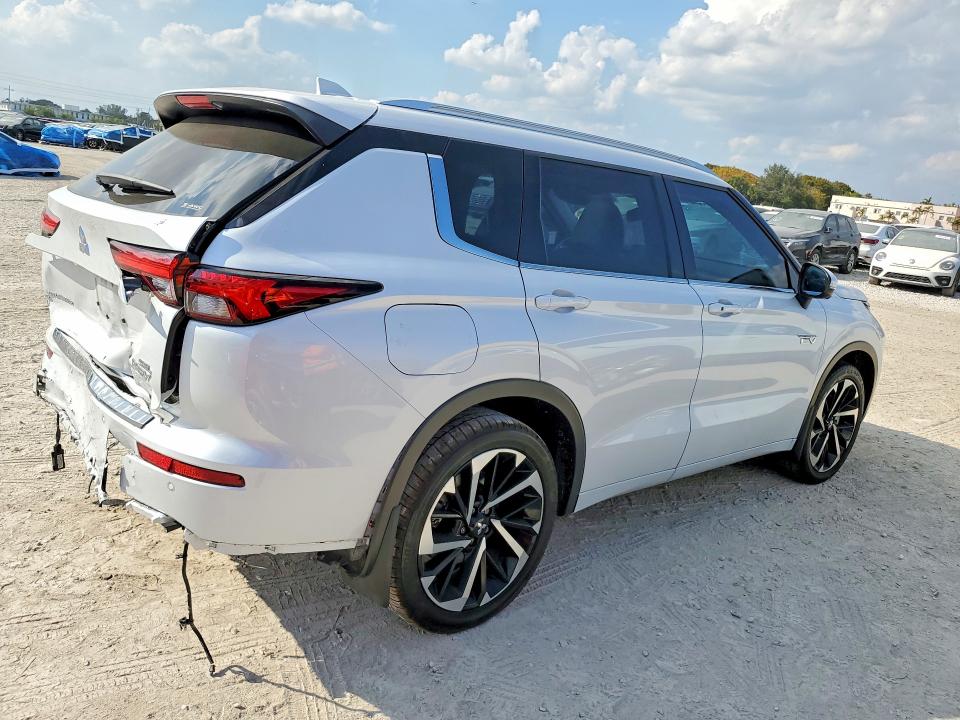 Продаж на аукціоні авто 2025 Mitsubishi Outlander, vin: JA4T5WA97SZ039417, номер лоту: 77487045