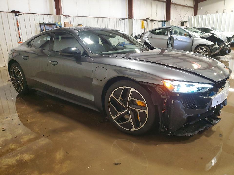 2024 Audi Rs E-tron Gt მანქანა იყიდება აუქციონზე, vin: WAUBHBFW1R7901789, აუქციონის ნომერი: 76567365