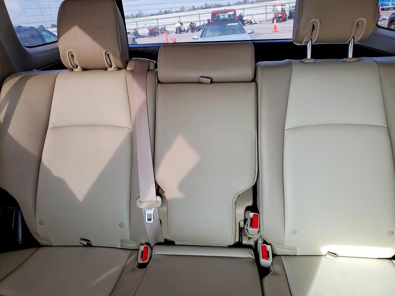 76610525 :رقم المزاد ، JTENU5JR3N6078423 vin ، 2022 Toyota 4runner مزاد بيع