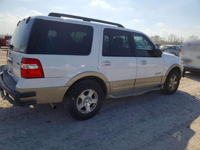 Продажа на аукционе авто 2007 Ford Expedition, vin: 1FMFU17547LA71454, номер лота: 77222305
