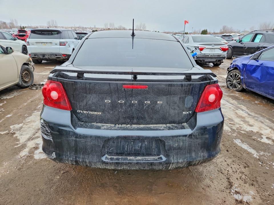 77296775 :رقم المزاد ، 1C3CDZCB2DN682346 vin ، 2013 Dodge Avenger مزاد بيع