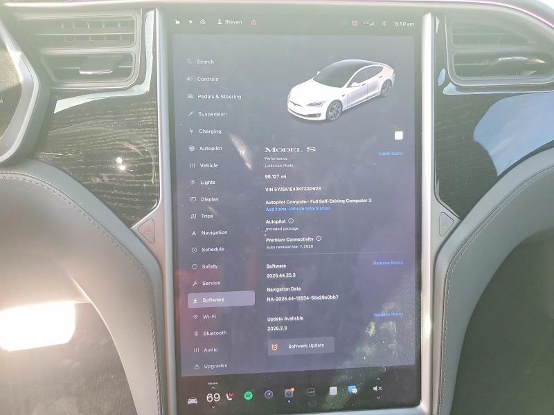 76136145 :رقم المزاد ، 5YJSA1E43KF330923 vin ، 2019 Tesla Model S مزاد بيع