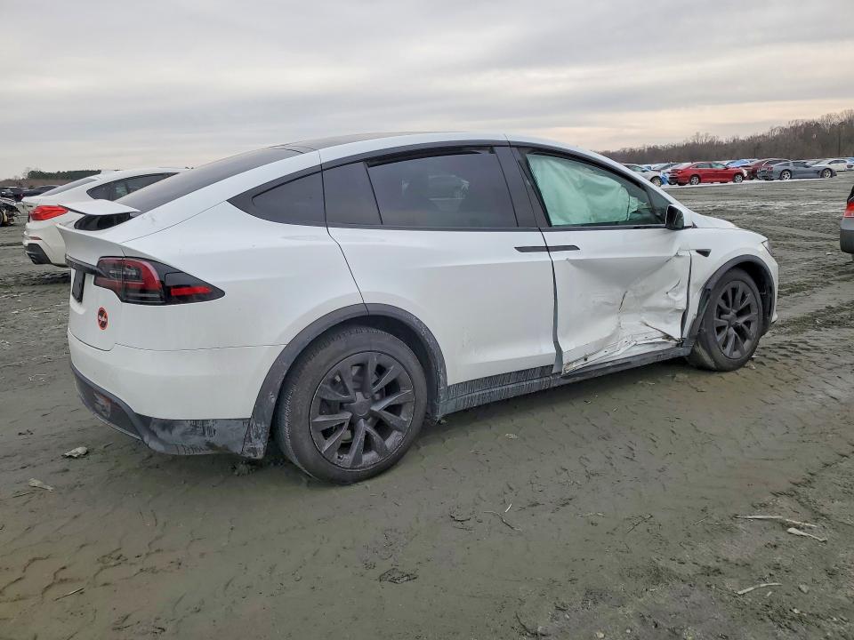 Продажа на аукционе авто 2023 Tesla Model X, vin: 7SAXCBE52PF397523, номер лота: 75787665