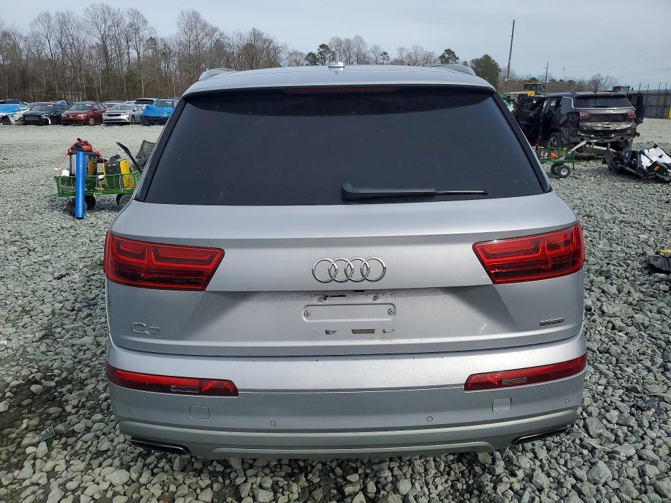 Продаж на аукціоні авто 2018 Audi Q7, vin: WA1LHAF79JD050657, номер лоту: 78728305