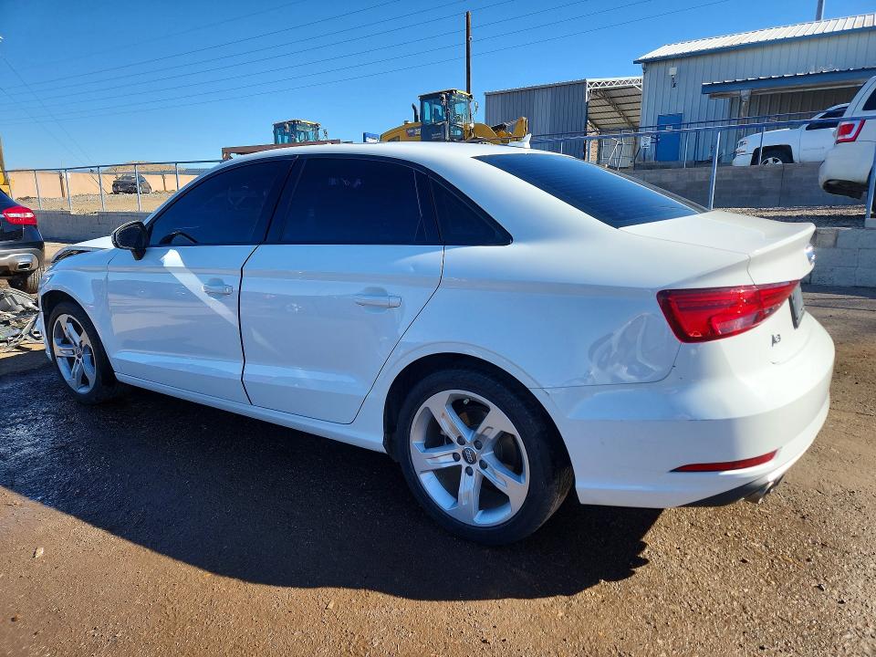Продажа на аукционе авто 2018 Audi A3, vin: WAUAUGFF0J1038852, номер лота: 75891915