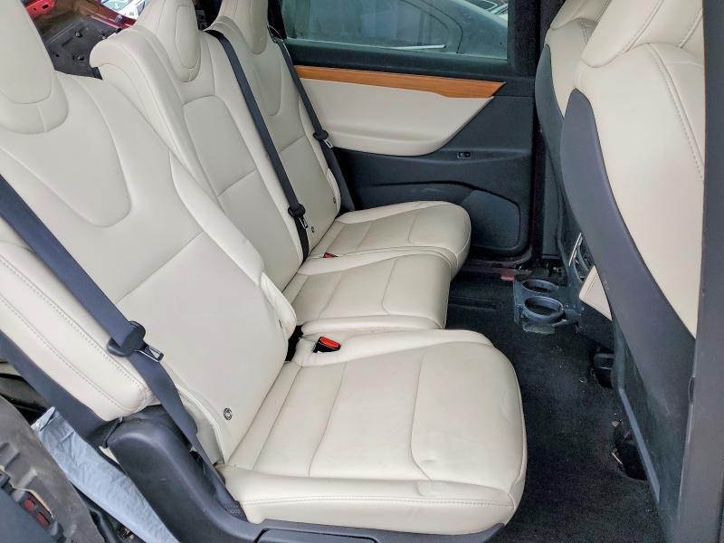 2020 Tesla Model X მანქანა იყიდება აუქციონზე, vin: 5YJXCAE25LF234680, აუქციონის ნომერი: 77086685