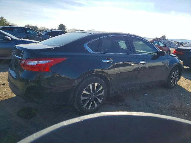76230945 :رقم المزاد ، 1N4AL3AP8HN328022 vin ، 2017 Nissan Altima مزاد بيع
