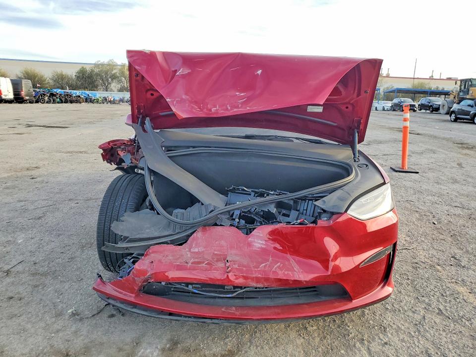 Продажа на аукционе авто 2025 Tesla Model X, vin: 7SAXCDE50SF469498, номер лота: 79625845