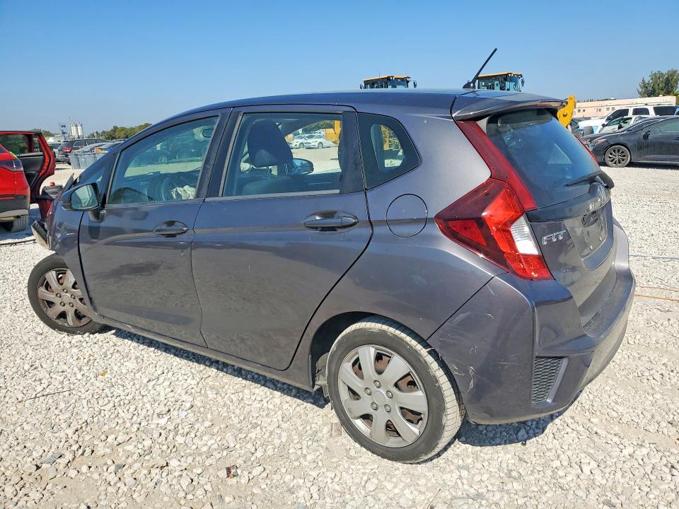 Продажа на аукционе авто 2015 Honda Fit, vin: 3HGGK5H5XFM777296, номер лота: 77579325