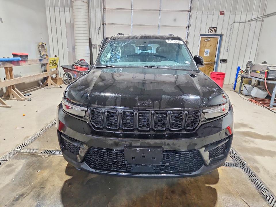 Продажа на аукционе авто 2023 Jeep Grand Cherokee, vin: 1C4RJHAG5P8104493, номер лота: 77169805