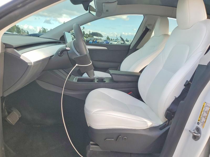 2024 Tesla Model Y მანქანა იყიდება აუქციონზე, vin: 7SAYGAEE2RF125057, აუქციონის ნომერი: 77789465