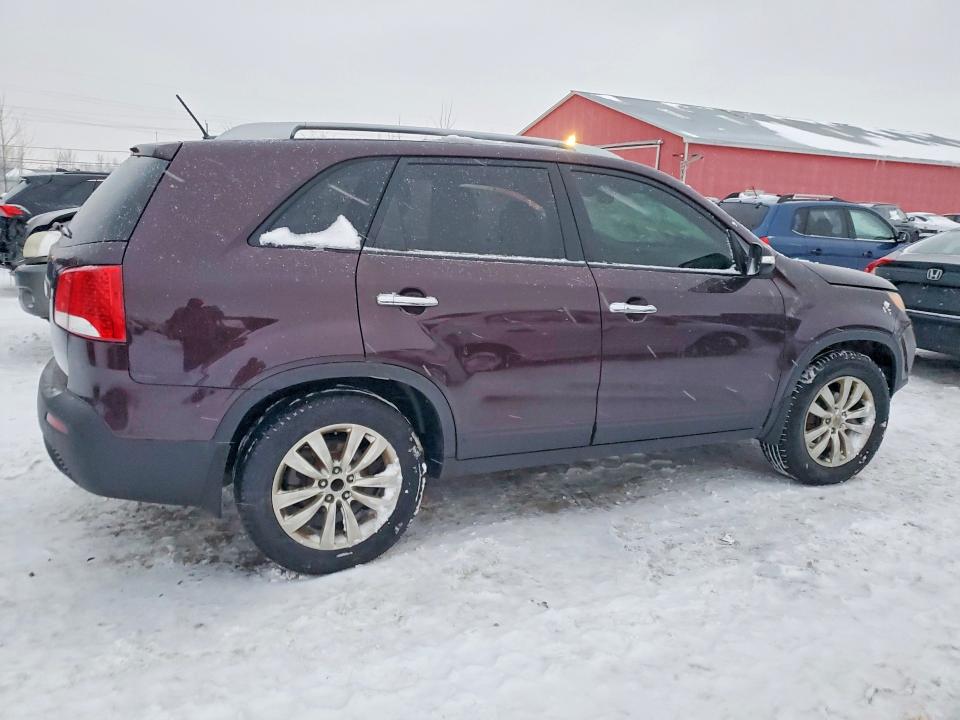 75602305 :رقم المزاد ، 5XYKT3A27BG153120 vin ، 2011 Kia Sorento Ba مزاد بيع