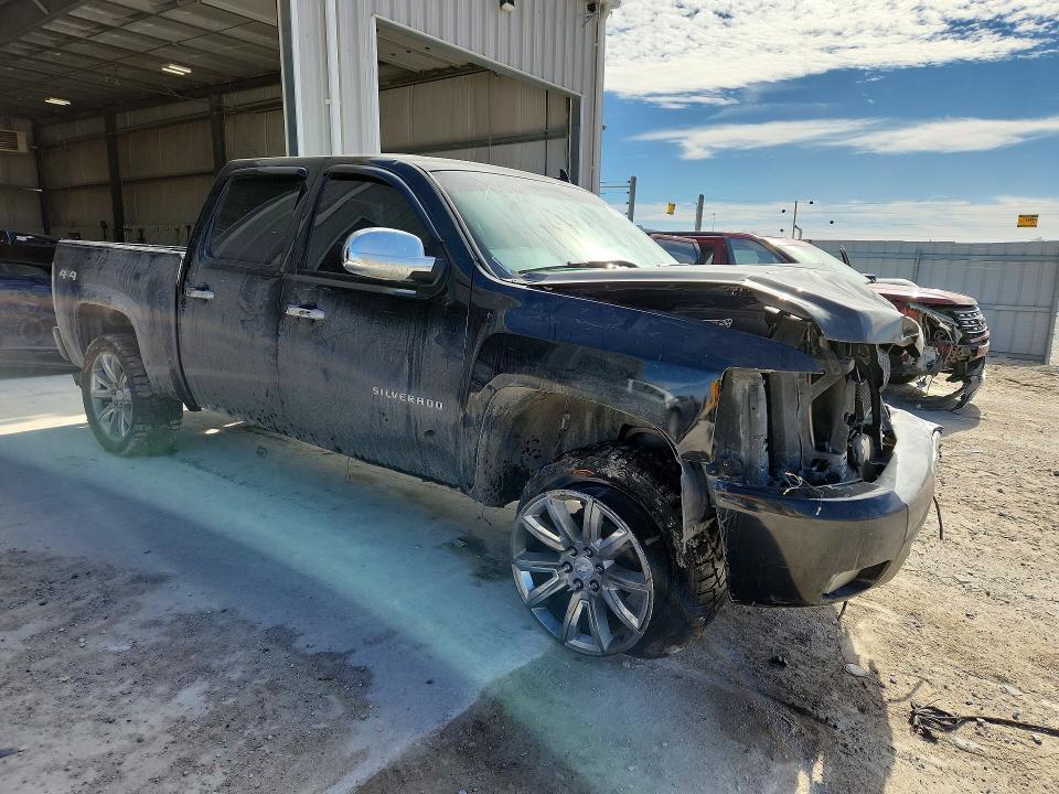 76955745 :رقم المزاد ، 3GCPKSE30BG296983 vin ، 2011 Chevrolet Silverado مزاد بيع