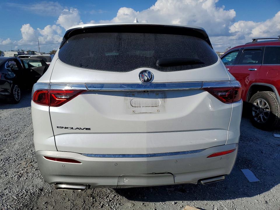 79891495 :رقم المزاد ، 5GAERBKW3NJ144413 vin ، 2022 Buick Enclave مزاد بيع