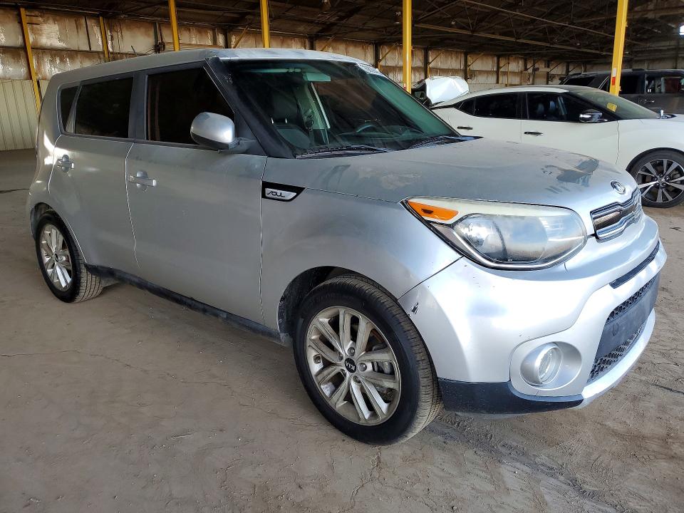 2017 Kia Soul მანქანა იყიდება აუქციონზე, vin: KNDJP3A52H7448688, აუქციონის ნომერი: 76809425