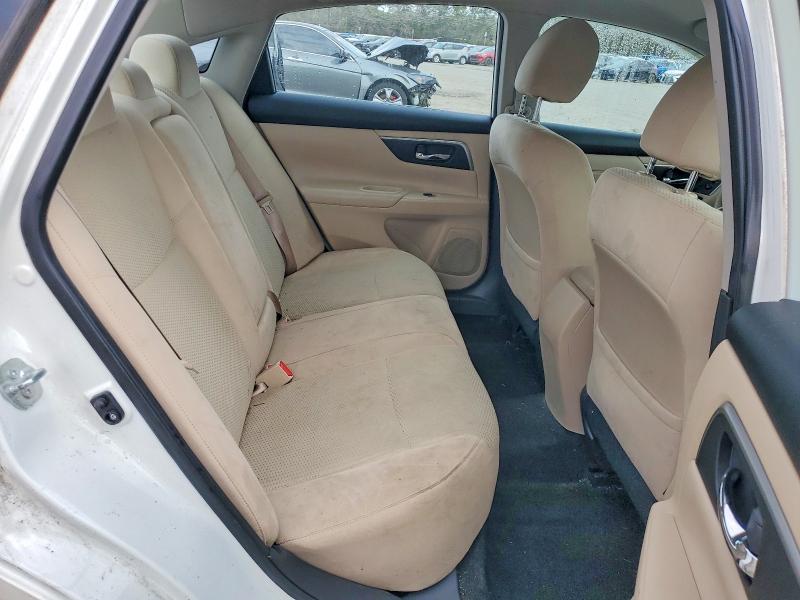 2015 Nissan Altima მანქანა იყიდება აუქციონზე, vin: 1N4AL3AP1FC283336, აუქციონის ნომერი: 77563975