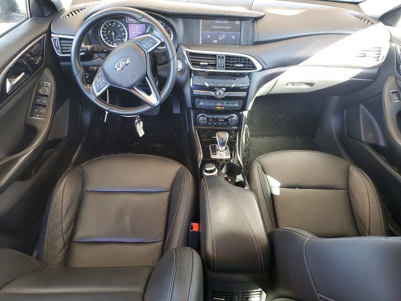 76849805 :رقم المزاد ، SJKCH5CPXJA053180 vin ، 2018 Infiniti Qx30 مزاد بيع