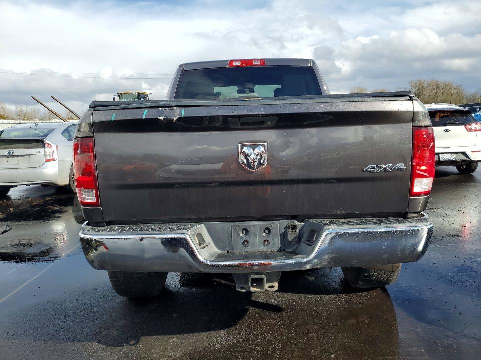 77773535 :رقم المزاد ، 3C6UR5CLXGG119388 vin ، 2016 Ram 2500 مزاد بيع