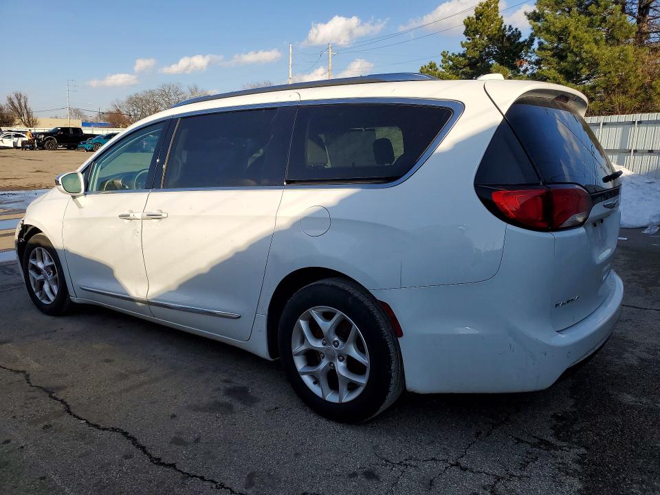 Продаж на аукціоні авто 2020 Chrysler Pacifica, vin: 2C4RC1GG6LR283361, номер лоту: 77670595