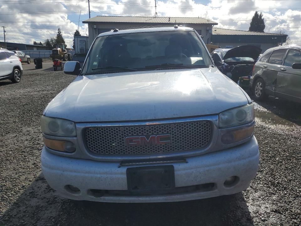 2003 Gmc Yukon მანქანა იყიდება აუქციონზე, vin: 1GKEK63U53J271849, აუქციონის ნომერი: 75795635