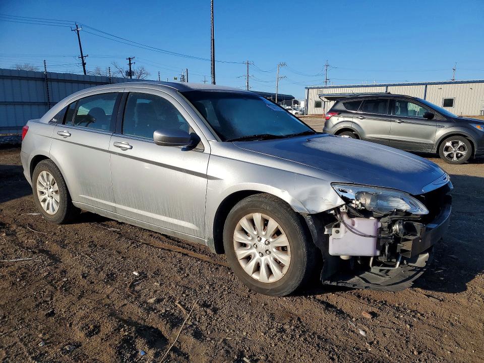 Продажа на аукционе авто 2014 Chrysler 200, vin: 1C3CCBAB8EN168449, номер лота: 78481185
