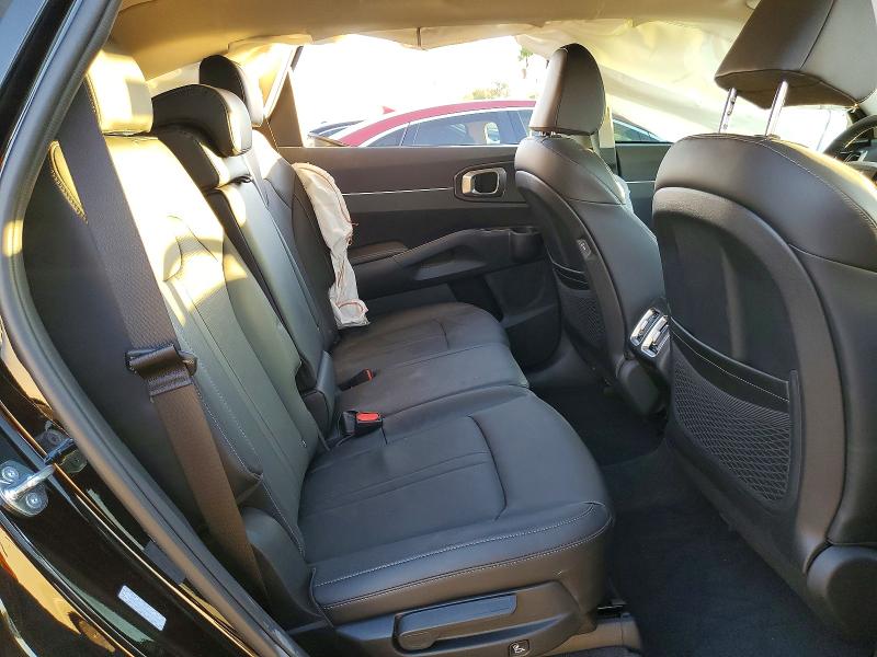 76444695 :رقم المزاد ، 5XYRL4JC4TG439795 vin ، 2026 Kia Sorento مزاد بيع