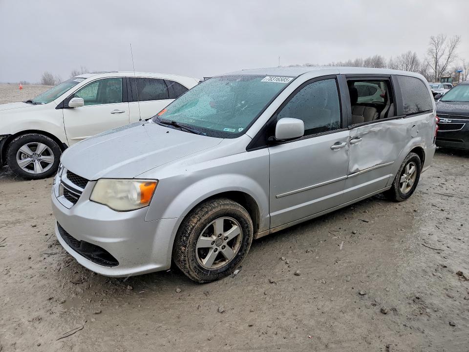 78316585 :رقم المزاد ، 2D4RN3DG0BR617475 vin ، 2011 Dodge Grand Caravan مزاد بيع