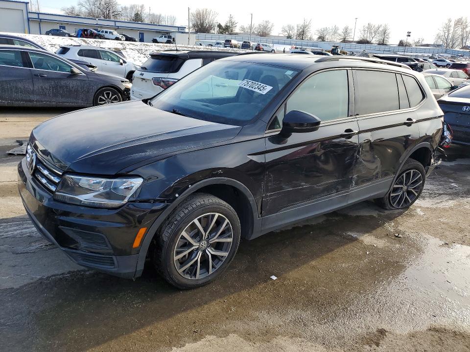Продажа на аукционе авто 2021 Volkswagen Tiguan, vin: 3VV0B7AX0MM001426, номер лота: 75702345