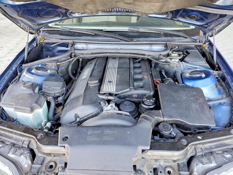 78356095 :رقم المزاد ، WBAEV33462KL65360 vin ، 2002 Bmw 325 مزاد بيع