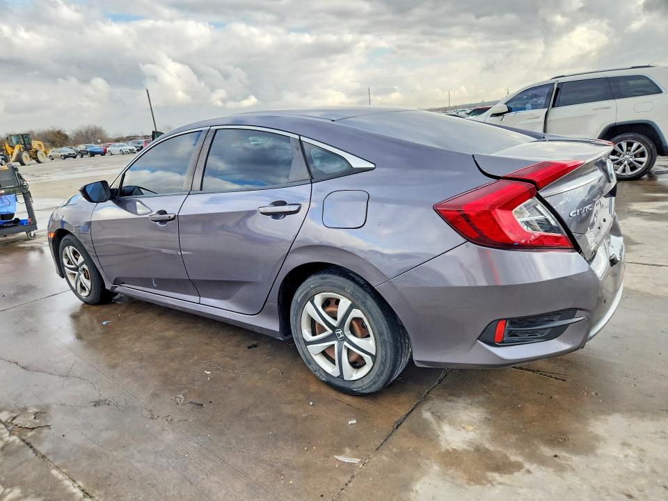 Продажа на аукционе авто 2018 Honda Civic, vin: 2HGFC2F51JH501753, номер лота: 75809315