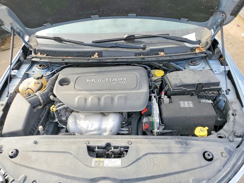 78717785 :رقم المزاد ، 1C3CCCAB2FN623867 vin ، 2015 Chrysler 200 مزاد بيع