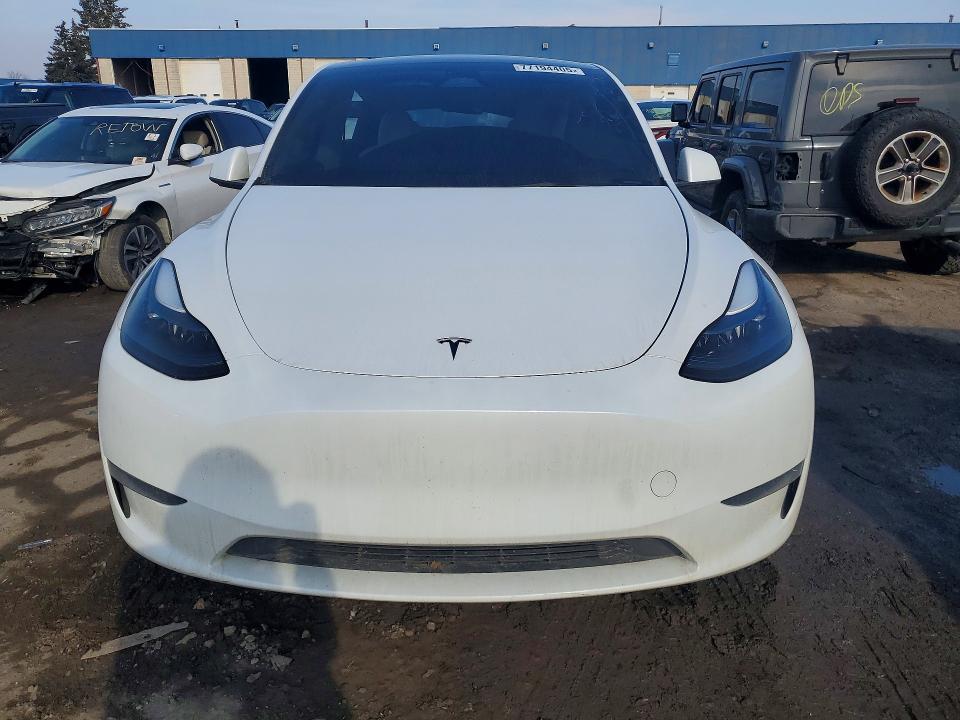 2023 Tesla Model Y მანქანა იყიდება აუქციონზე, vin: 7SAYGDEF7PF936795, აუქციონის ნომერი: 77194405