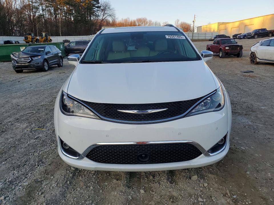 Продажа на аукционе авто 2017 Chrysler Pacifica, vin: 2C4RC1GG1HR653557, номер лота: 76341485
